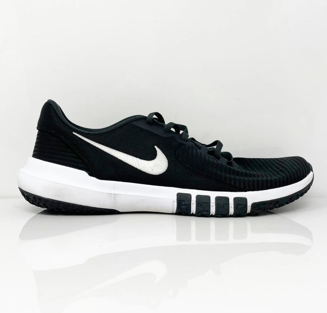 Nike Men Flex Control 4 Size 12