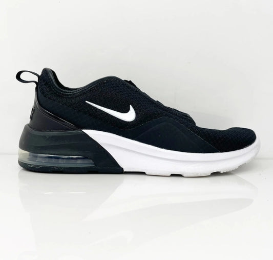 Nike Women Air Max Motion 2 Size 7.5