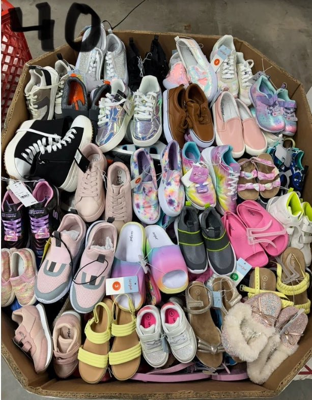 Target Kids Shoes (250 Pairs)