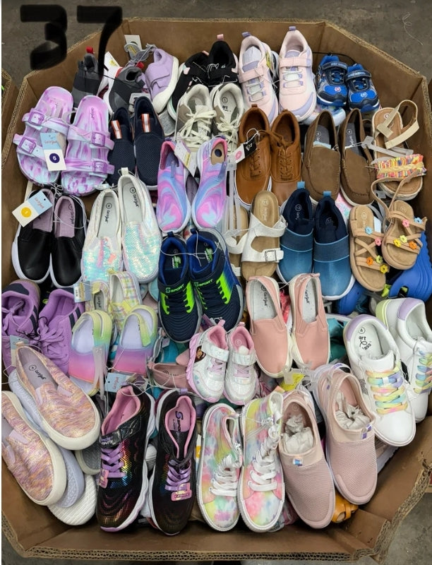 Target Kids Shoes (250 Pairs)